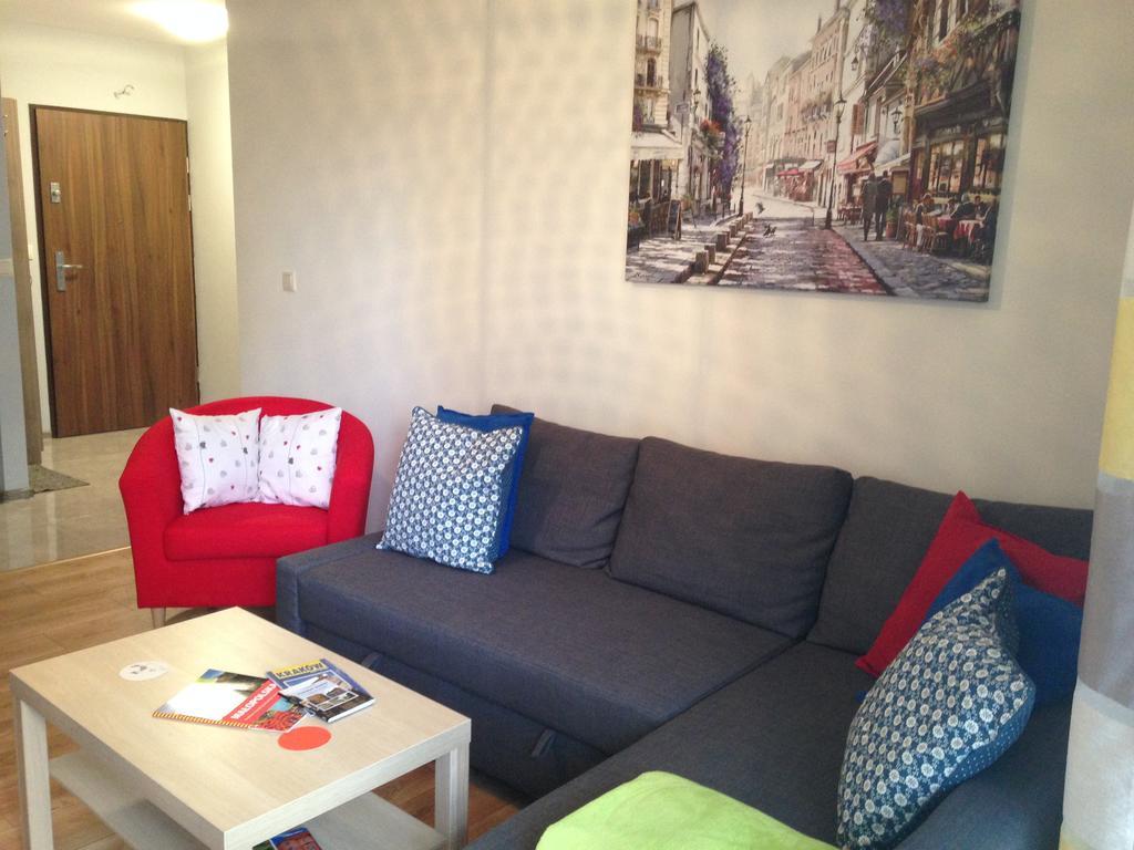 Przytulne Mieszkanie Apartment Krasków Exterior foto