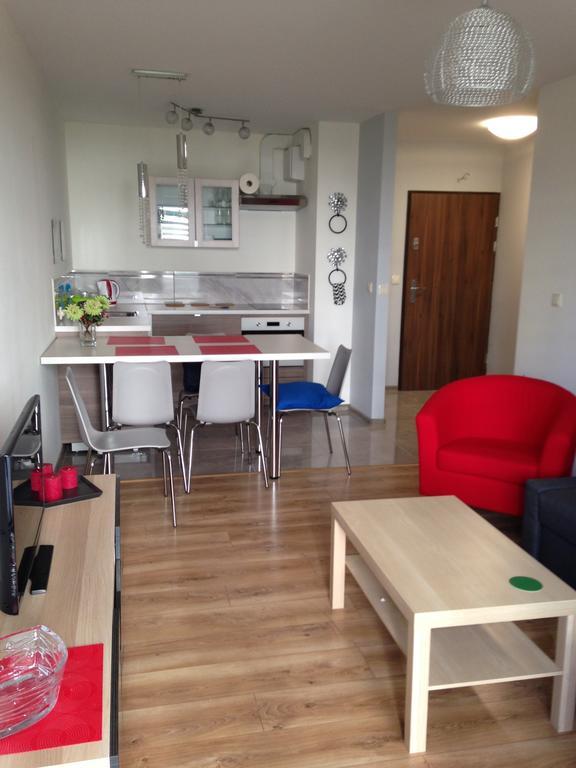 Przytulne Mieszkanie Apartment Krasków Exterior foto